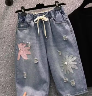 4XL Plus Size Embroidery Denim Summer Shorts Women Loose Midi Straight Shorts Vintage Casual Short Femme Hole Ripped Jeans C7477